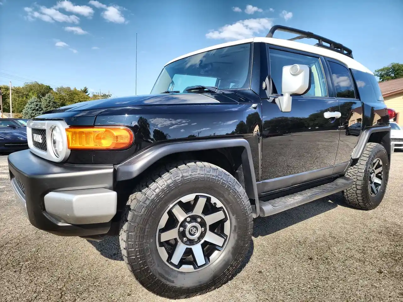 2012-toyota-fj-cruiser-for-sale-0