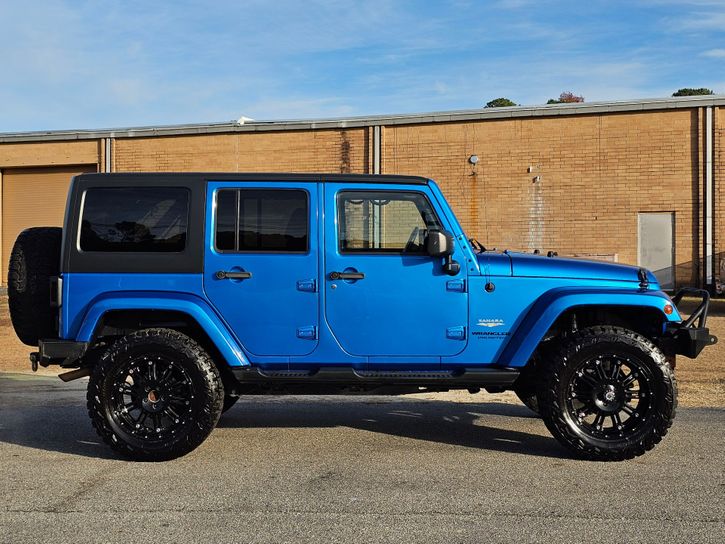 2015-jeep-wrangler-unlimited-sahara-for-sale-nc-04