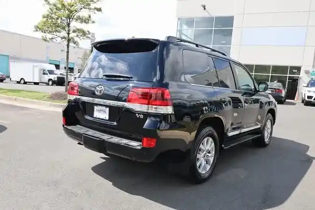 2016-toyota-land-cruiser-for-sale-17