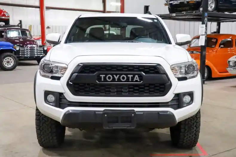 2018-toyota-tacoma-trd-off-road-for-sale-07