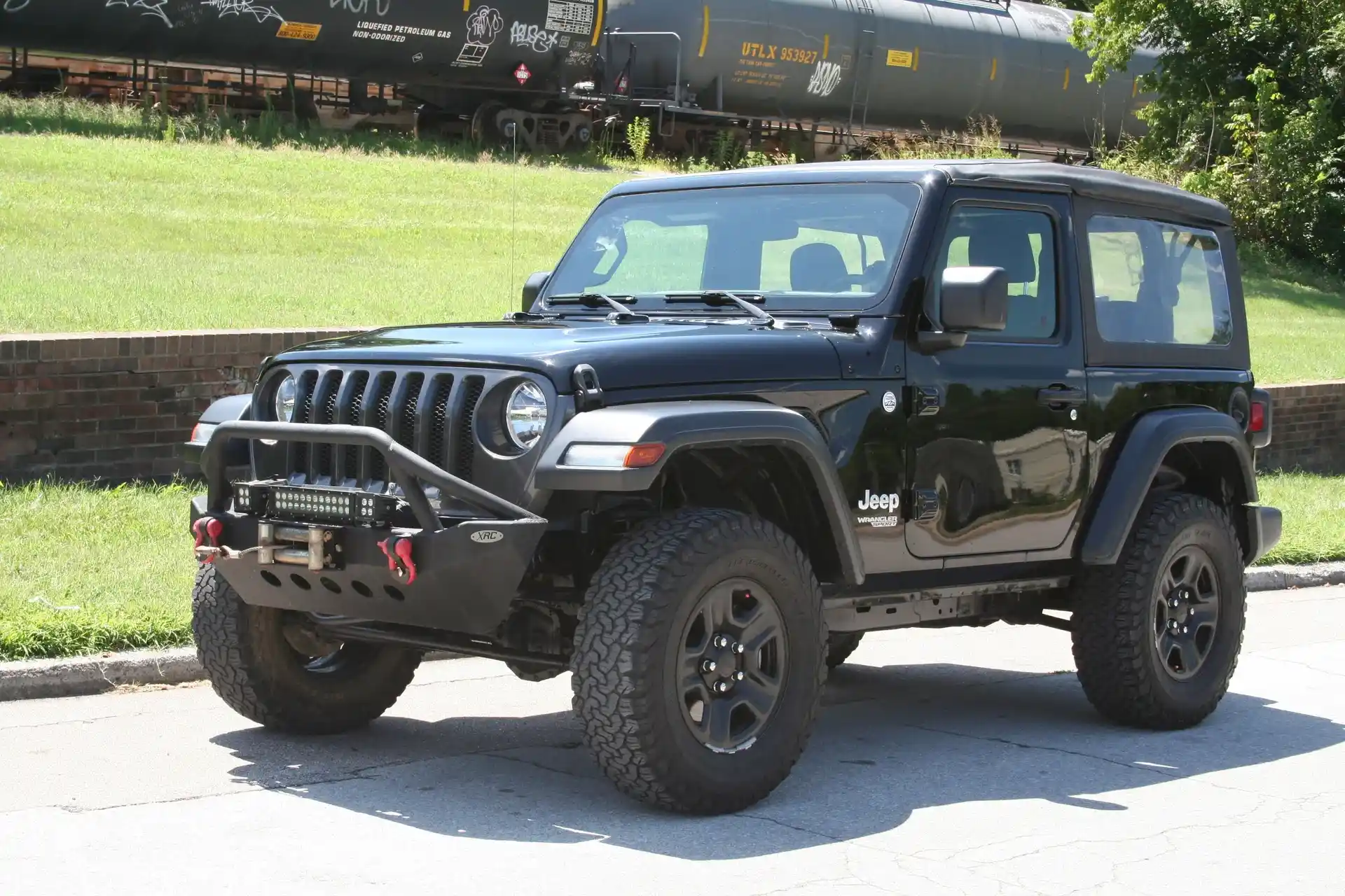 2020-jeep-wrangler-sport-for-sale-02