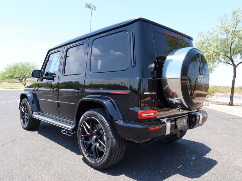 2021-mercedes-benz-g63-amg-exclusive-for-sale-04