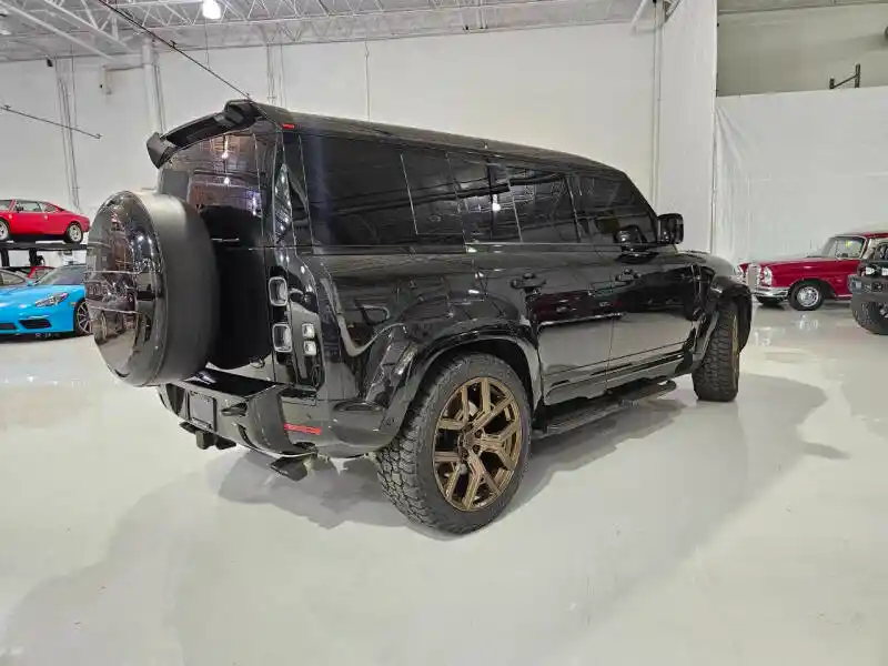 2023-land-rover-defender-110-v8-awd-4dr-suv-for-sale-08