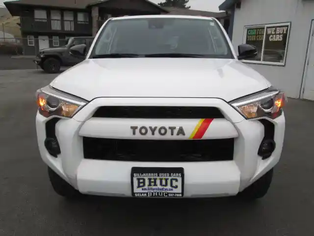 2023-toyota-4runner-40th-anniversary-for-sale-02