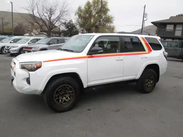 2023-toyota-4runner-40th-anniversary-for-sale-03