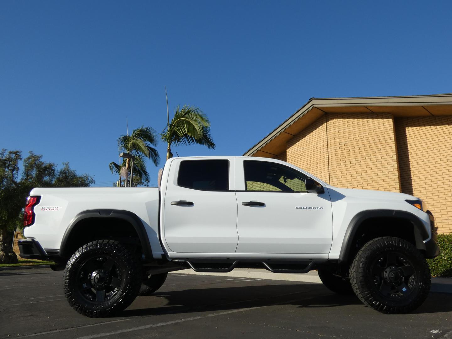 2024-CHEVROLET-COLORADO-TRAIL-BOSS-PICKUP-for-sale-04