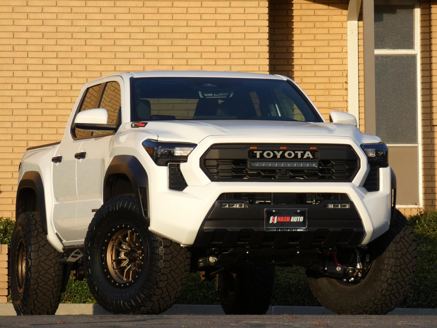 2024-TOYOTA-TACOMA-DOUBLE-CAB-TRD-OFF-ROAD-PICKUP-for-sale-01