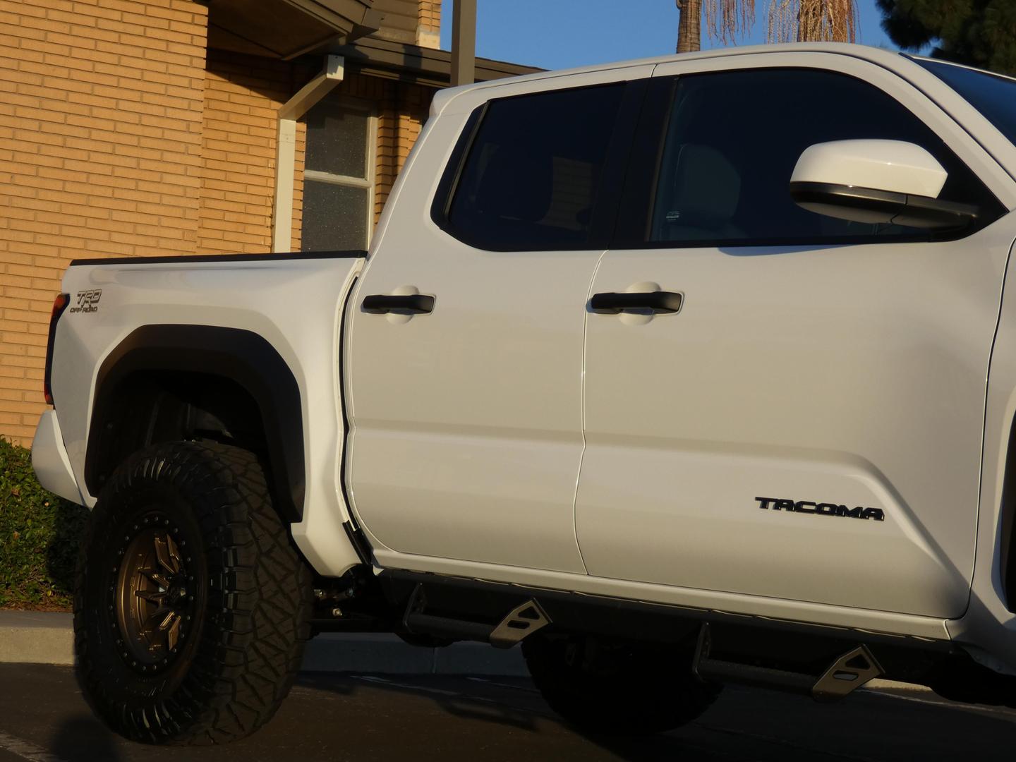 2024-TOYOTA-TACOMA-DOUBLE-CAB-TRD-OFF-ROAD-PICKUP-for-sale-05