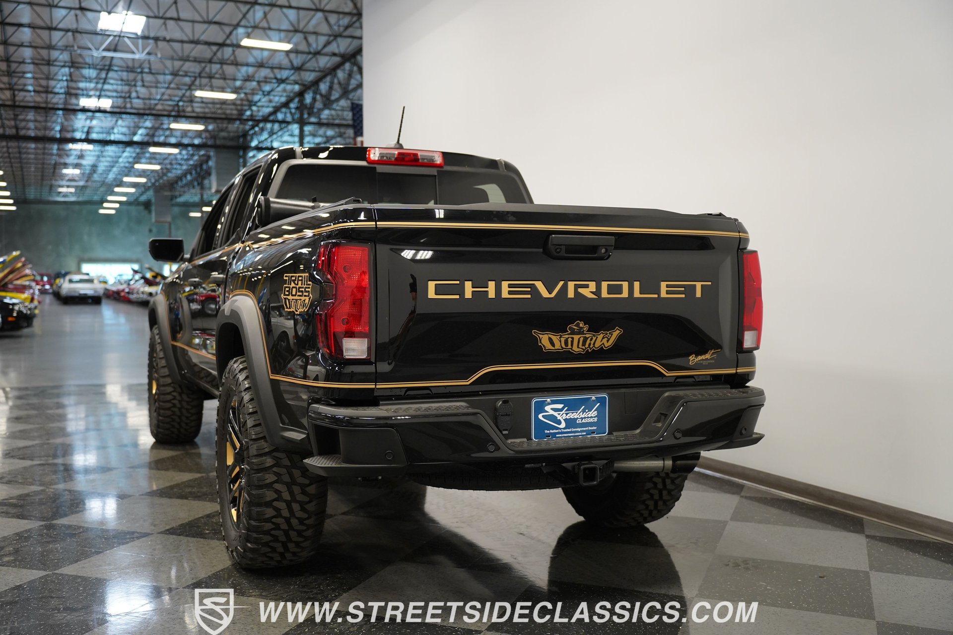 2024-chevrolet-colorado-trail-boss-bandit-edition-for-sale-07