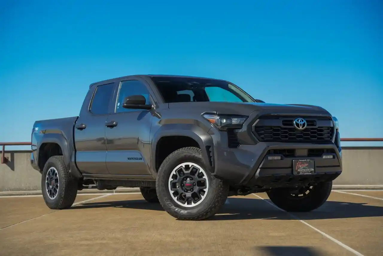 2024-toyota-tacoma-trd-off-road-for-sale-03