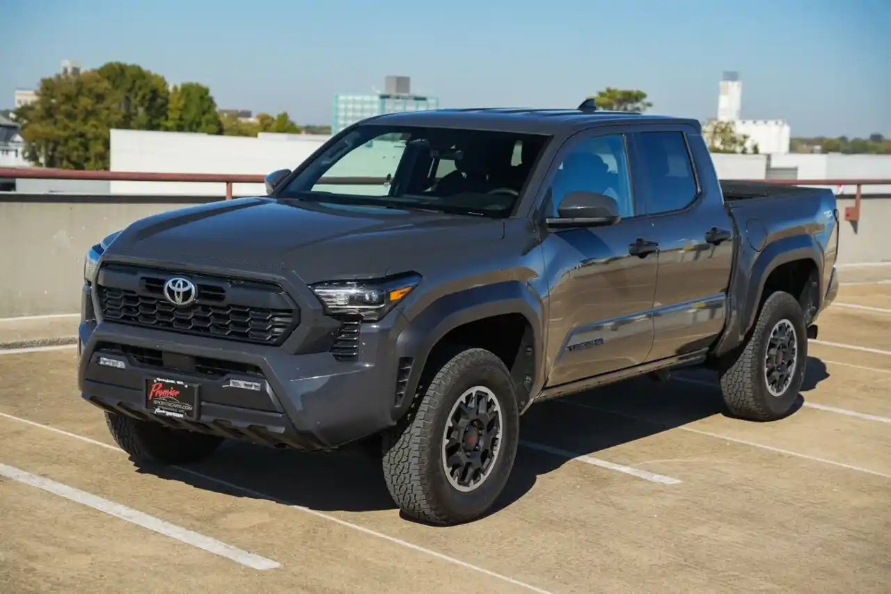 2024-toyota-tacoma-trd-off-road-for-sale-05