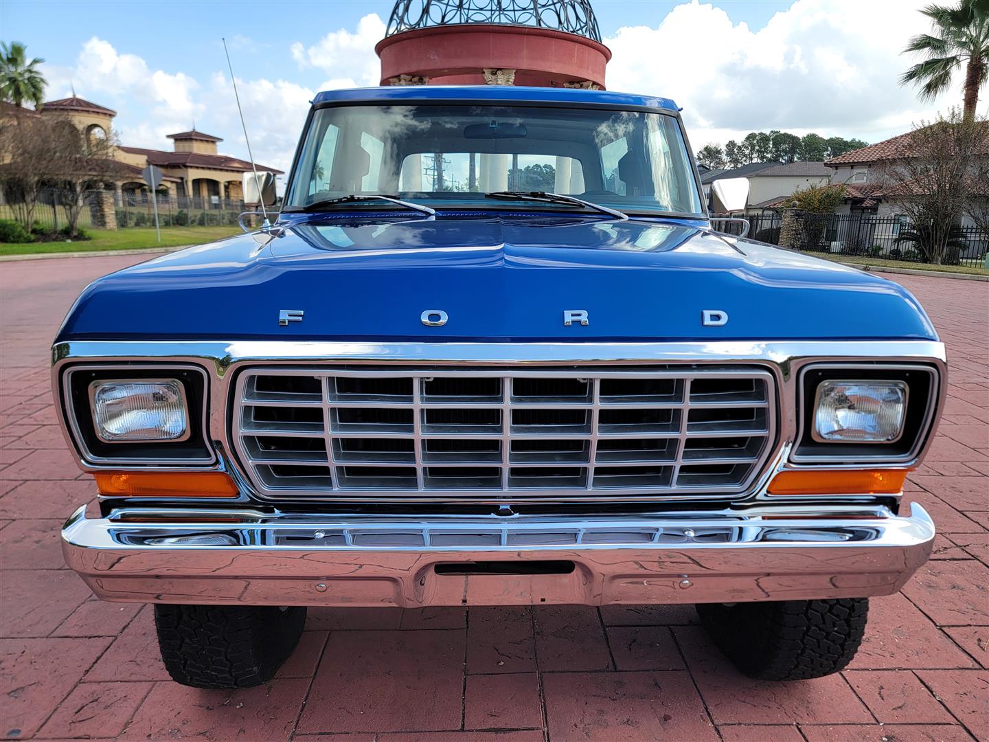 79FordBronco_0k_for-sale-04