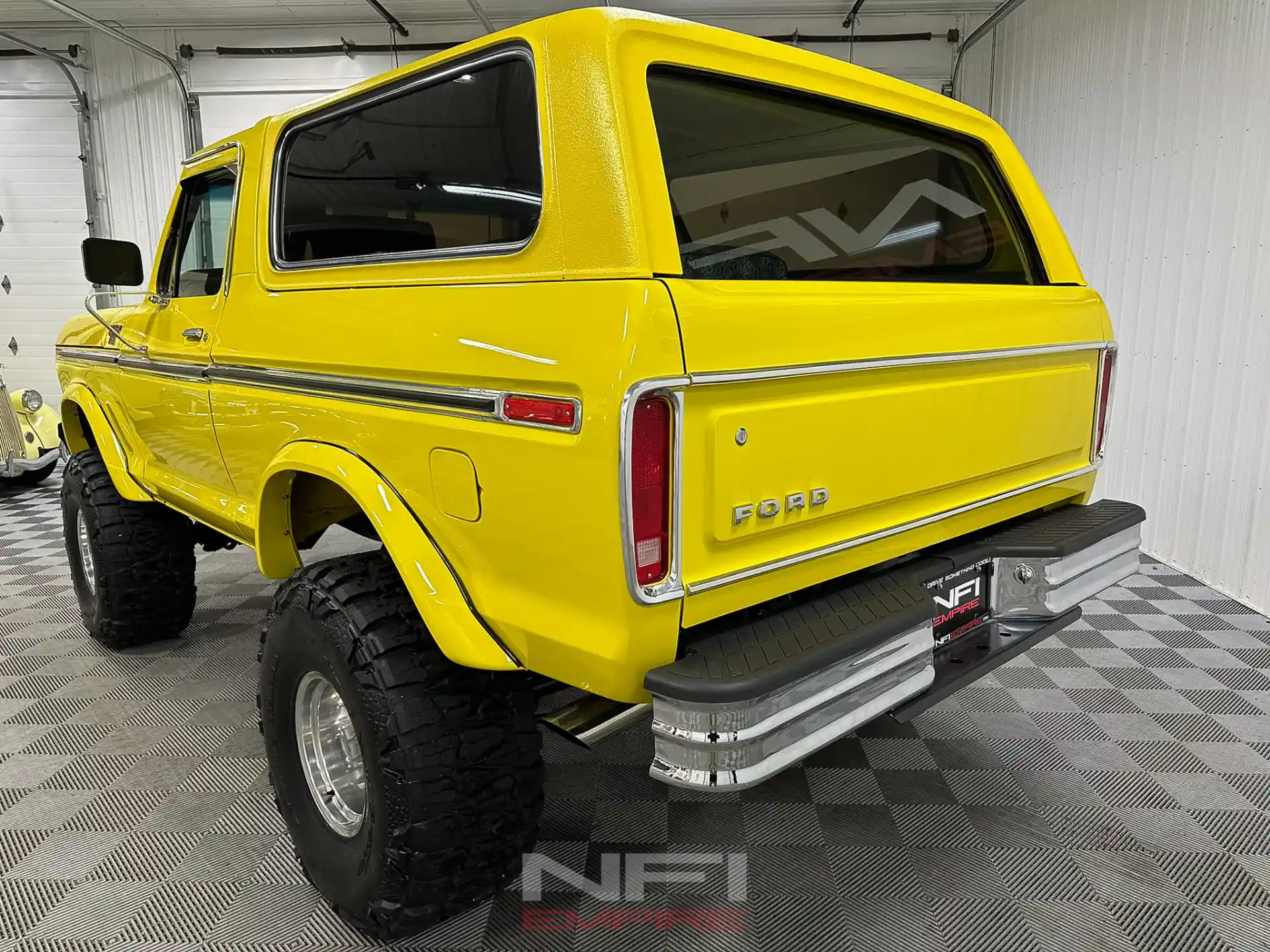 Used-1979-Ford-Bronco-2D-Utility-4WD-XLT-Ranger-1734130319-for-sale-07