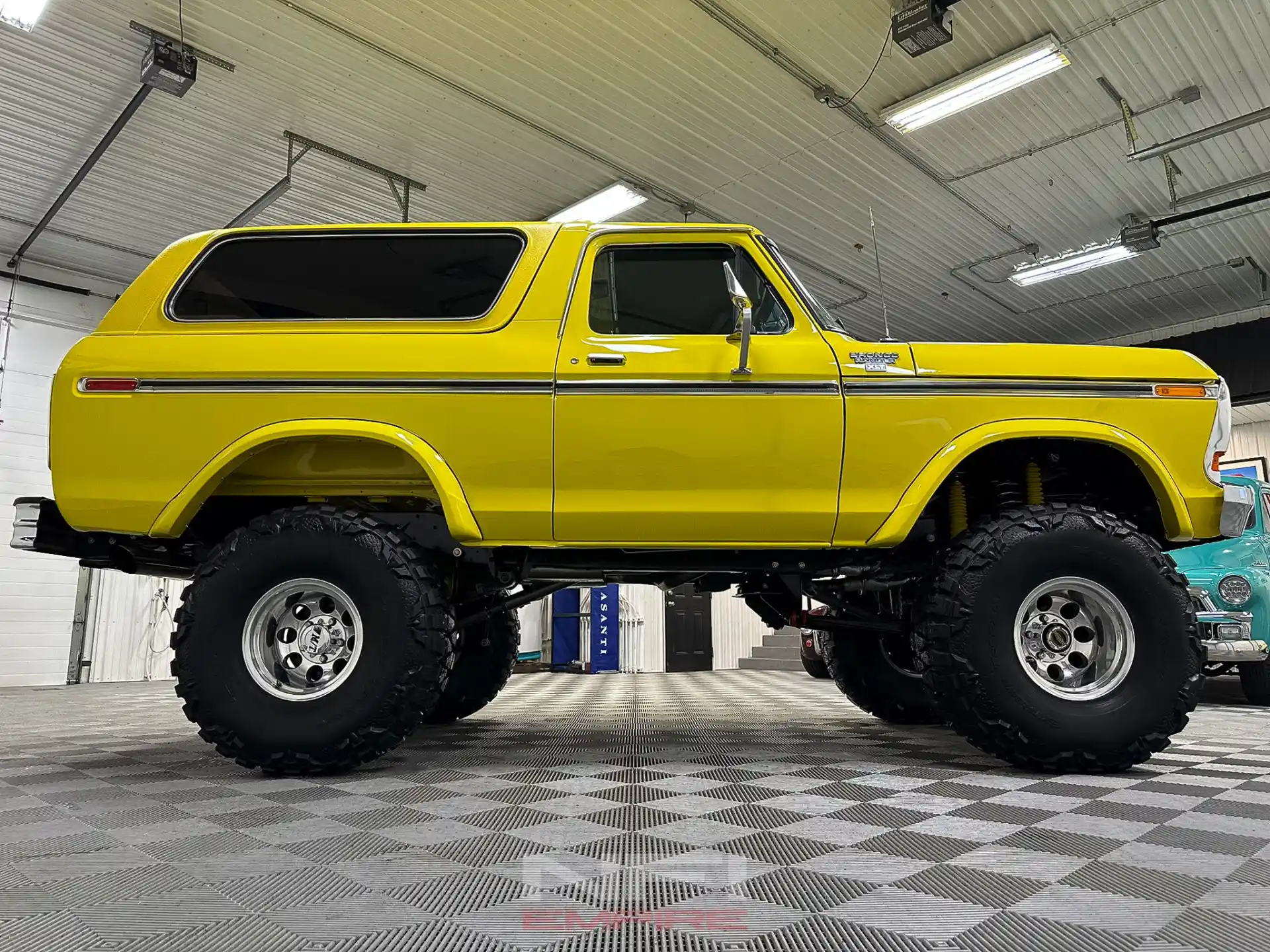 Used-1979-Ford-Bronco-2D-Utility-4WD-XLT-Ranger-1734130319-for-sale-15