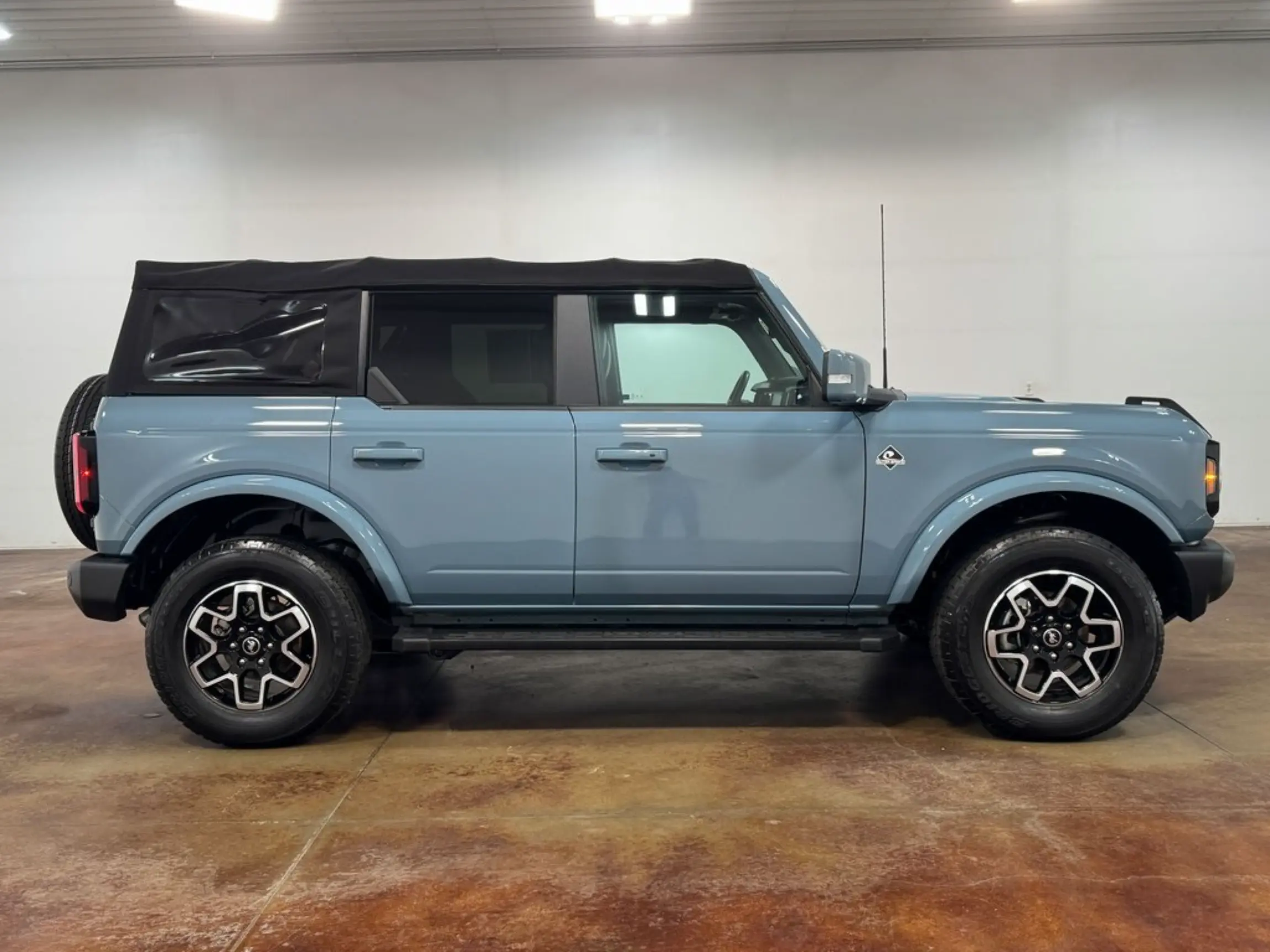 certified-used-2021-ford-bronco-outer-banks-4wd-4d-sport-utility-1fmde5dh1mla79162-for-sale-sioux-falls-20