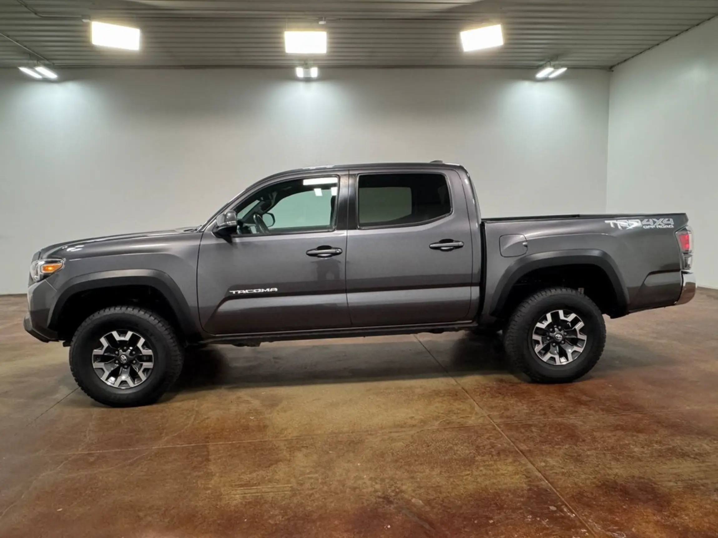 certified-used-2021-toyota-tacoma-trd-off-road-4wd-4d-double-cab-5tfcz5an3mx262523-for-sale-02