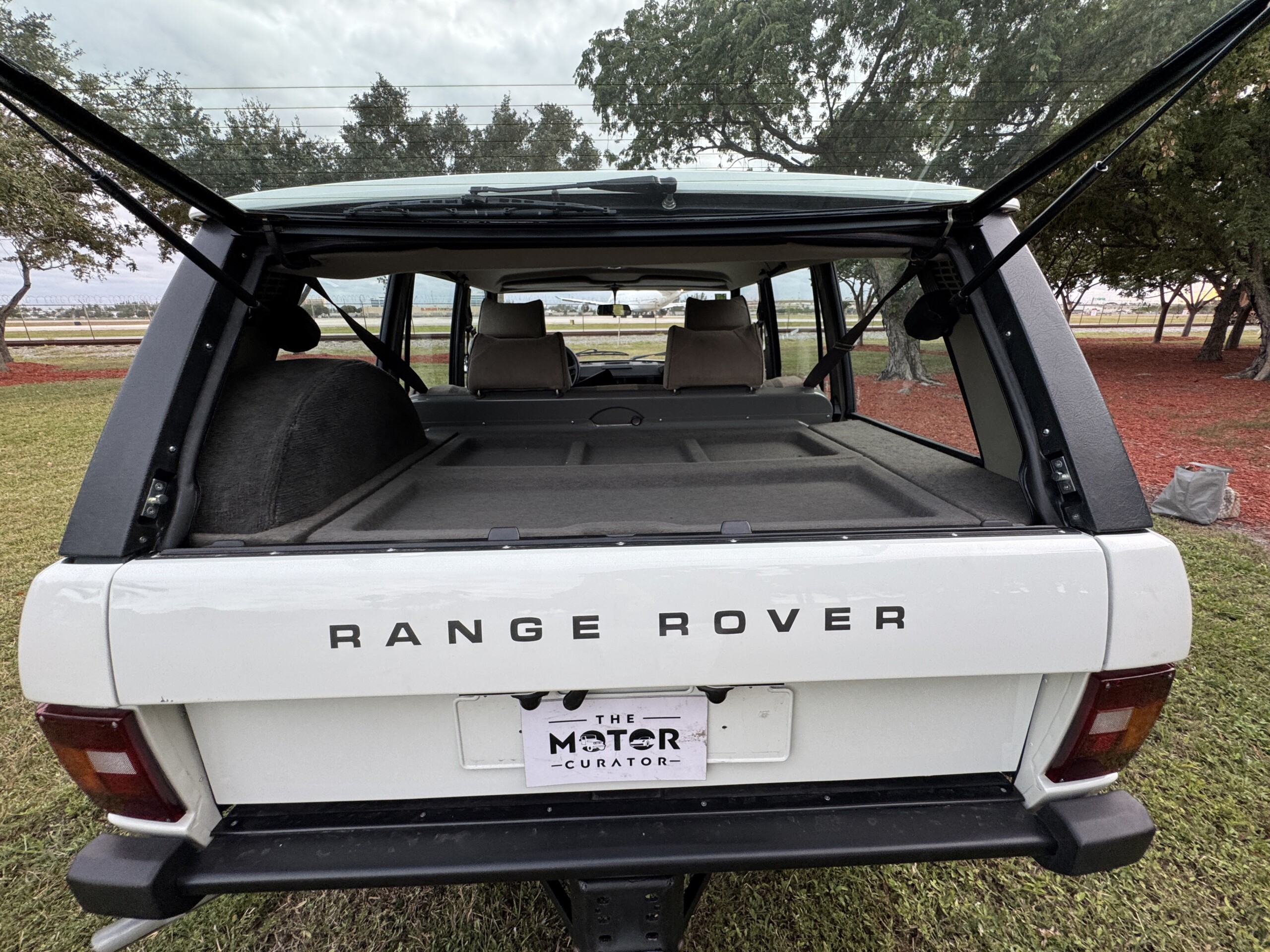 miami-land-rover-range-rover-classic-for-sale-05