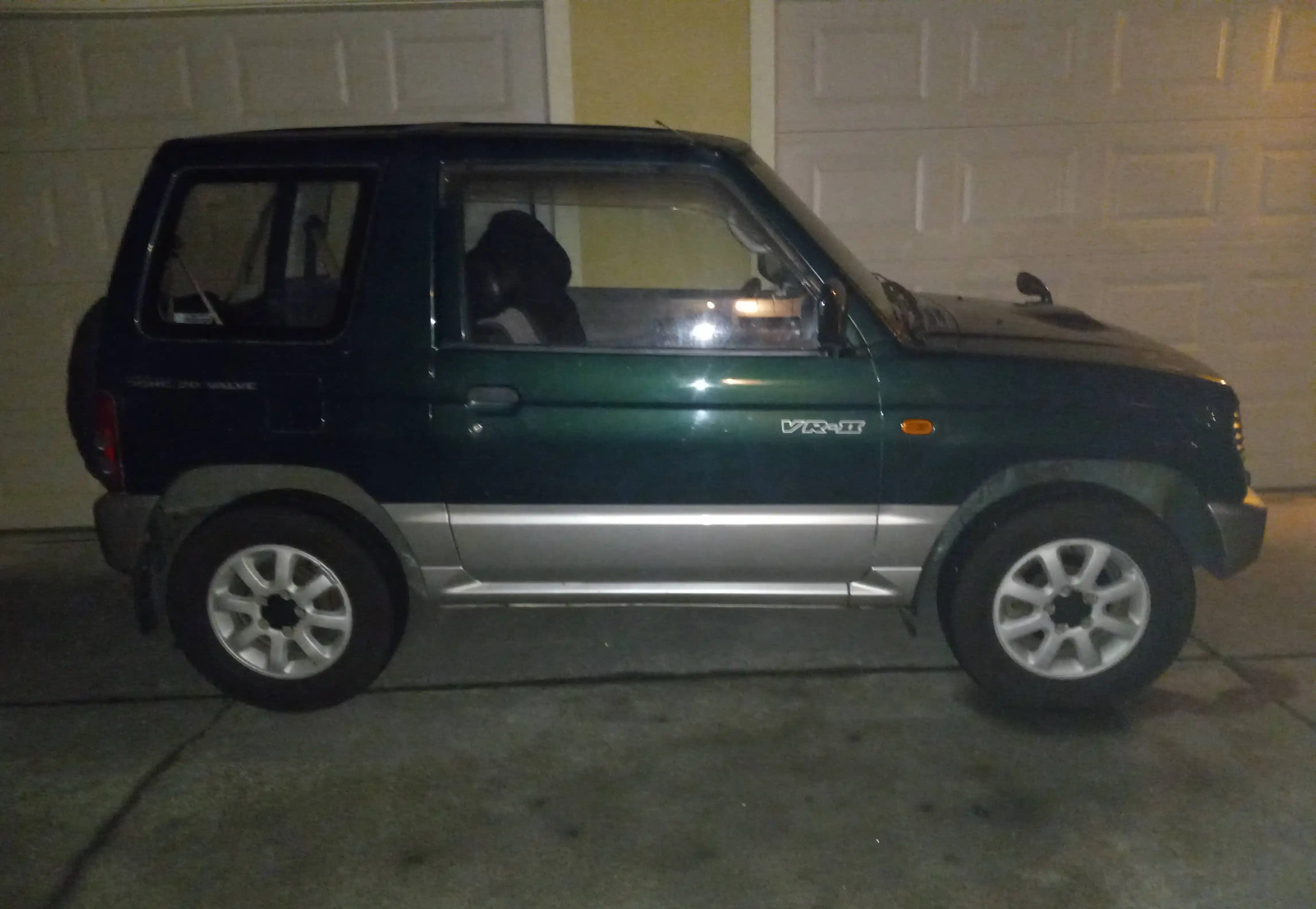 mitsubishi-pajero-mini-for-sale-02