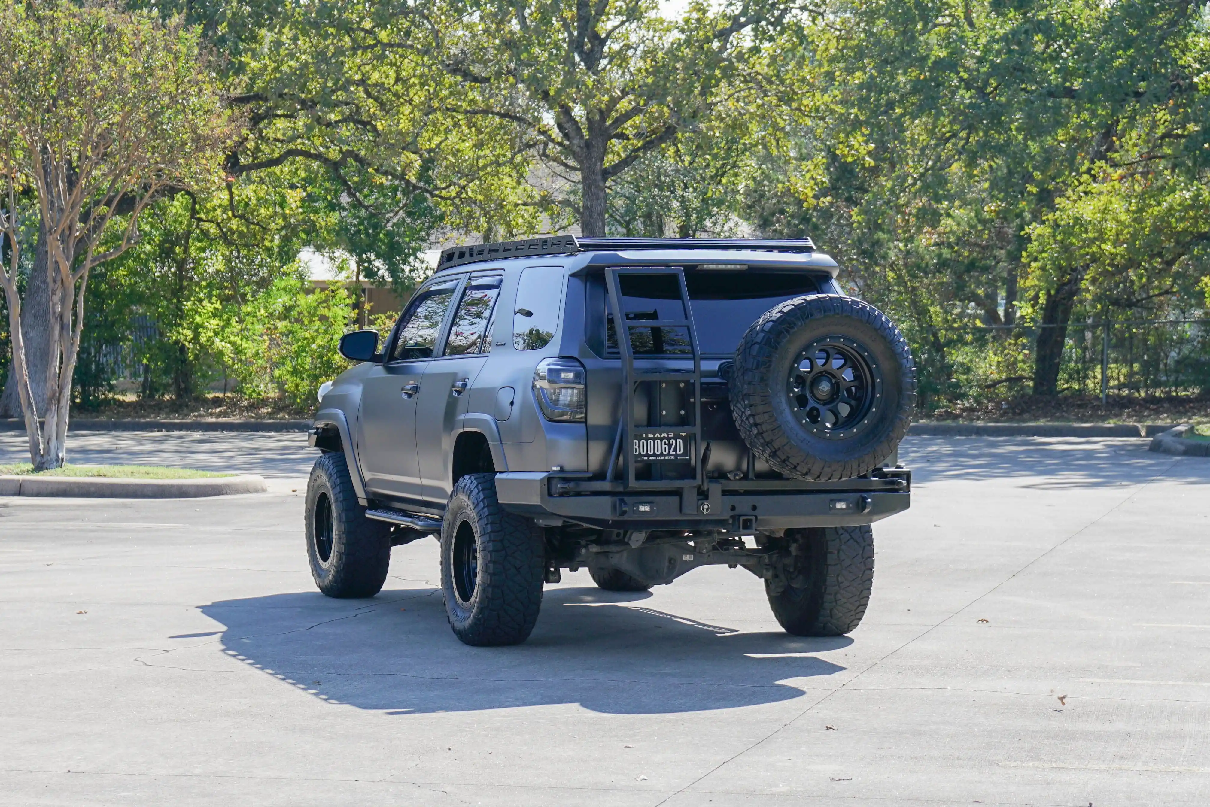 modified-2019-toyota-4-runner-nightshade-for-sale-04