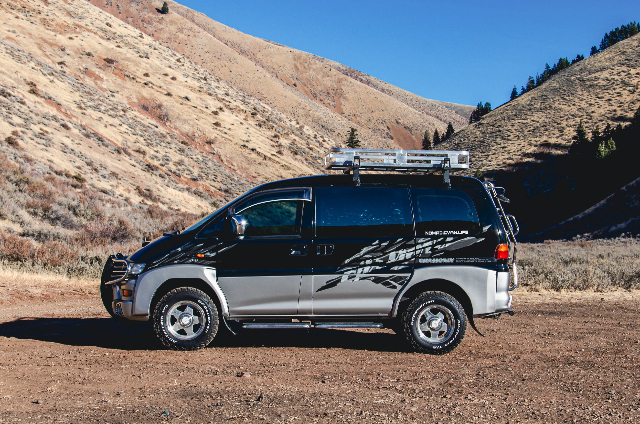 saber-nomadic-van-delica-chamonix-for-sale-22