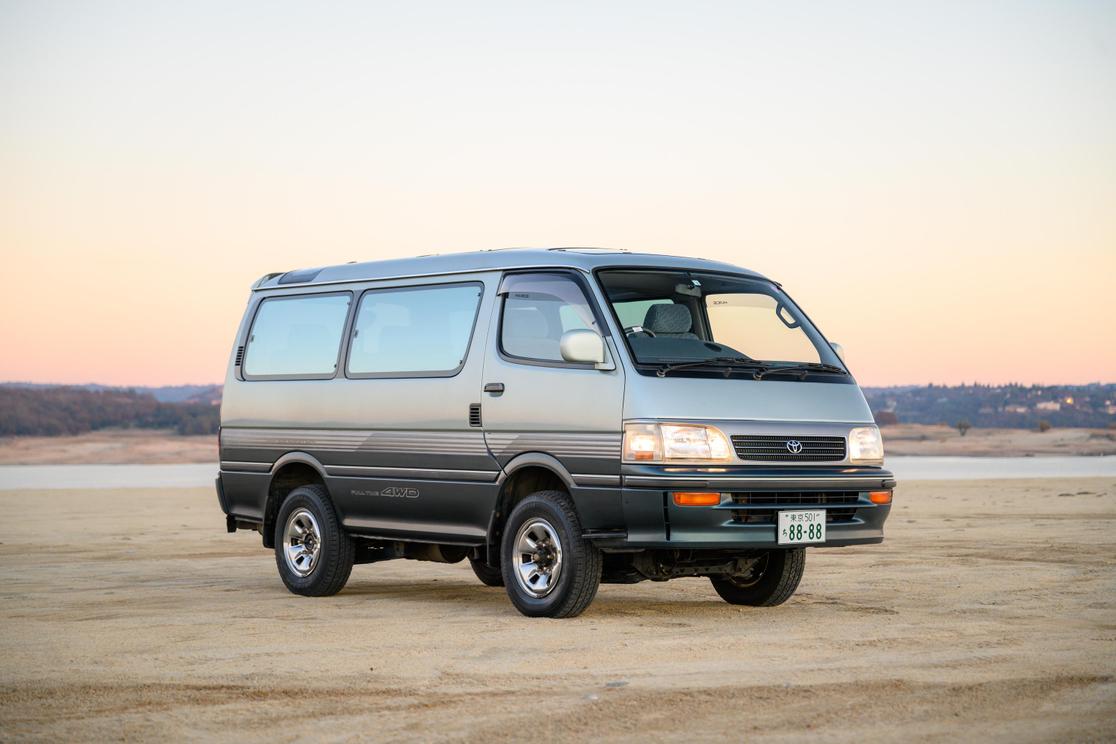 toyota-hiace-for-sale-sacramento-ca-01