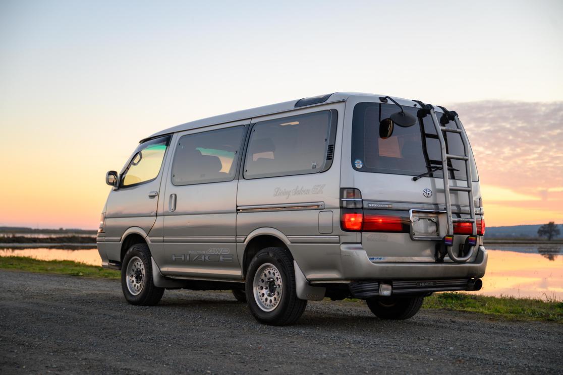 toyota-hiace-sacramento-califonia-06