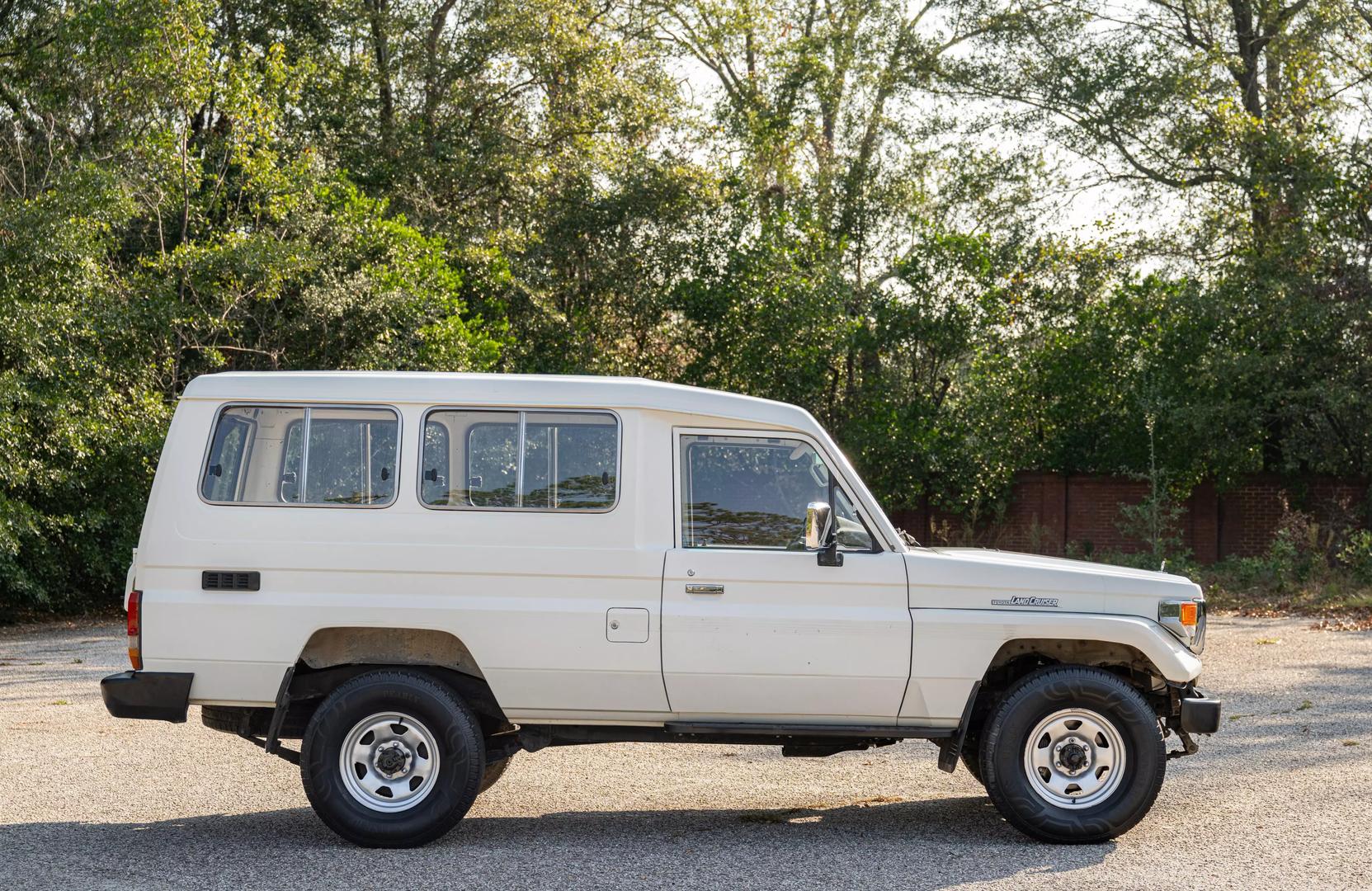 toyota-land-cruiser-troopy-south-carolina-01