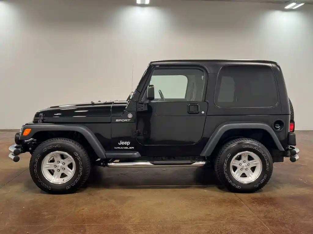 used-2005-jeep-wrangler-sport-4wd-2d-sport-utility-1j4fa49s15p361183-for-sale-02