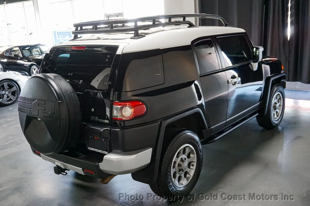 used-2012-toyota-fj_cruiser-6speedmanualonly24kmiles-for-sale-30