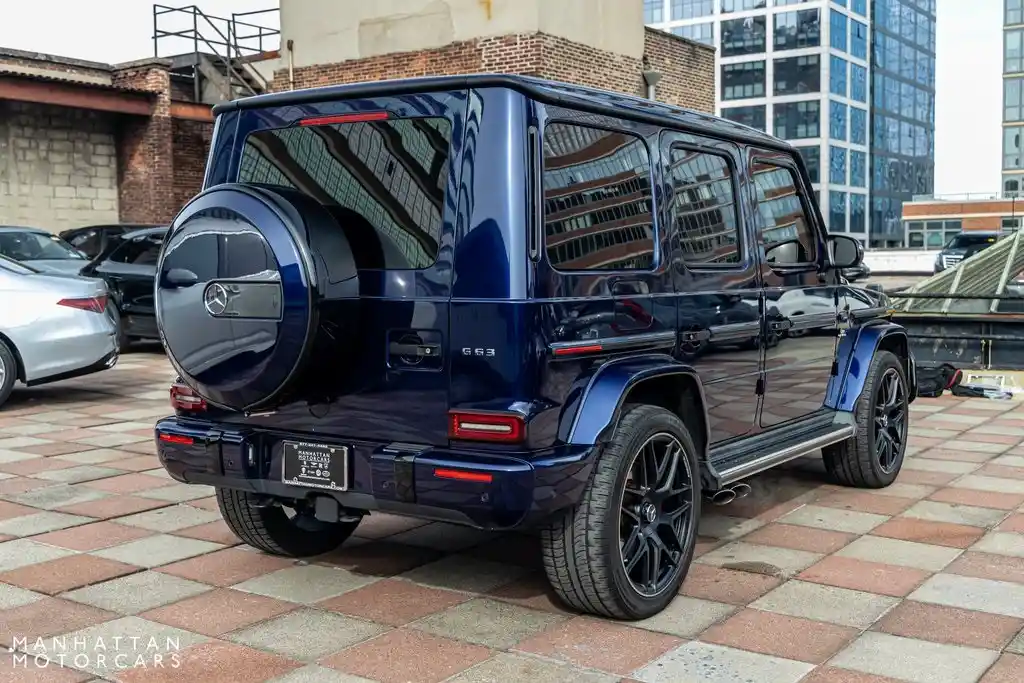 used-2020-mercedes-benz-g-class-g-63-amg-for-sale-06