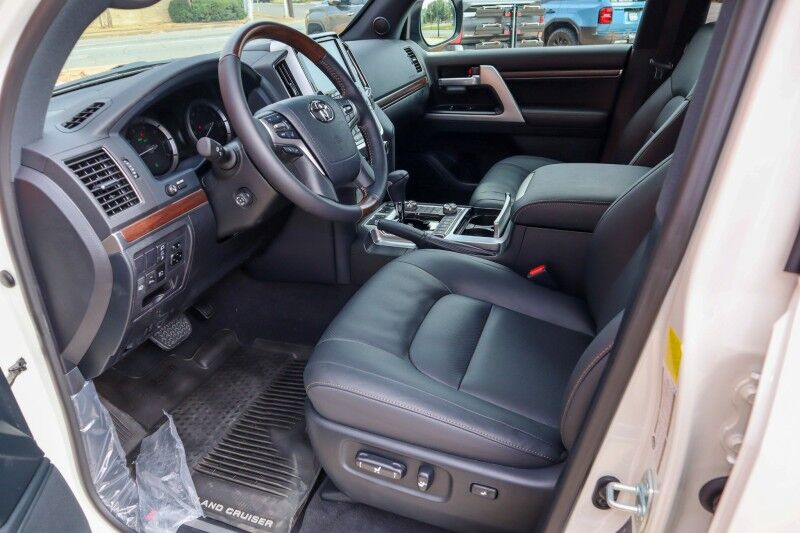 used-2021-toyota-land-cruiser-heritage-edition-birmingham-al-for-sale-30