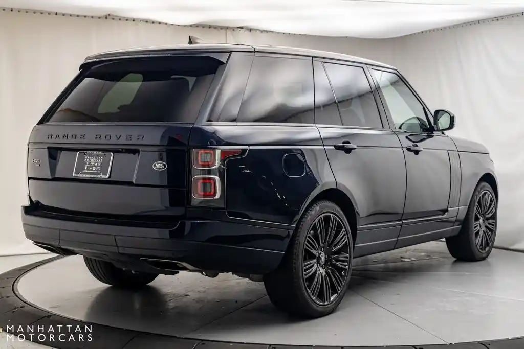 used-2022-land-rover-range-rover-westminster-for-sale-05