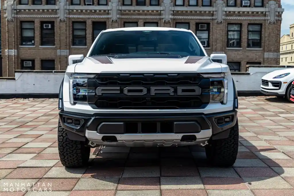 used-2024-ford-f-150-raptor-for-sale-08