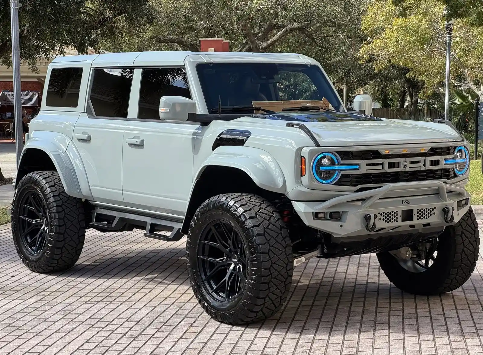 used-Tampa-2024-Ford-Bronco-Raptor+Luxury+Package-1FMEE0RR2RLA47921-for-sale-05