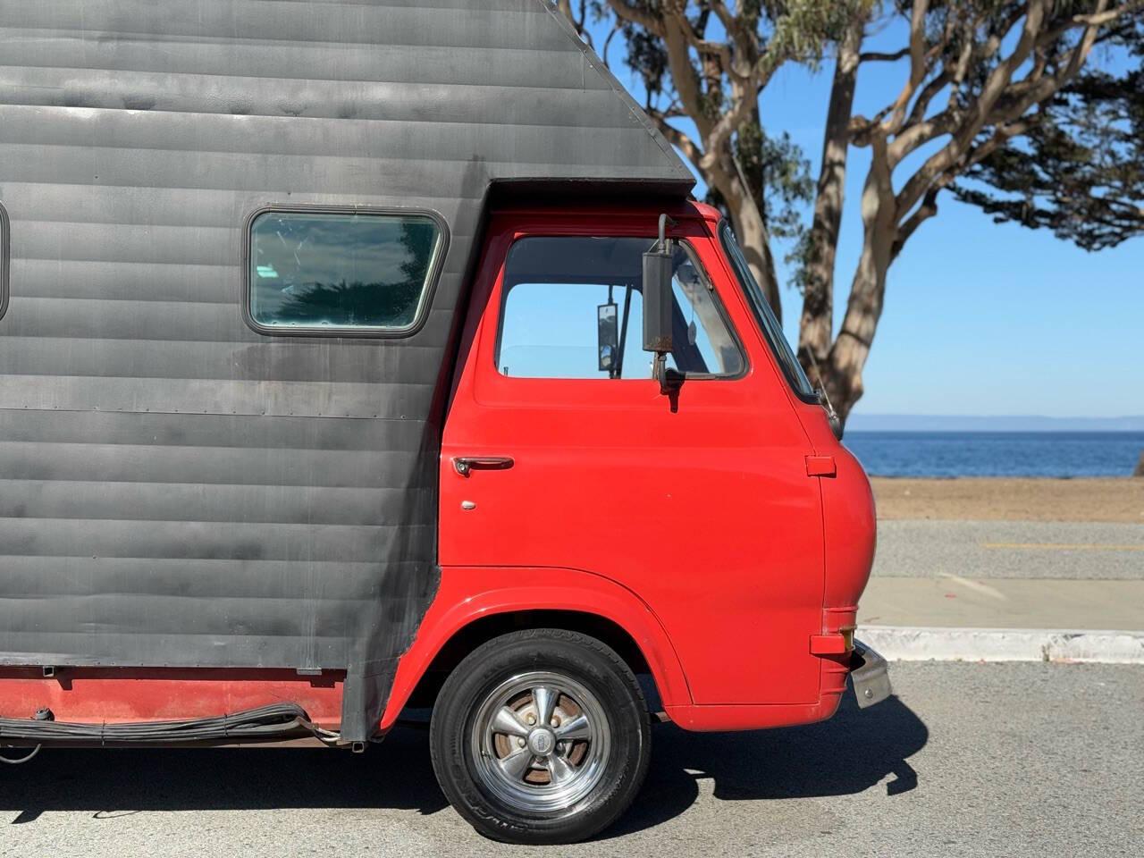 1962-ford-econoline-camper-for-sale-monterey-ca-09