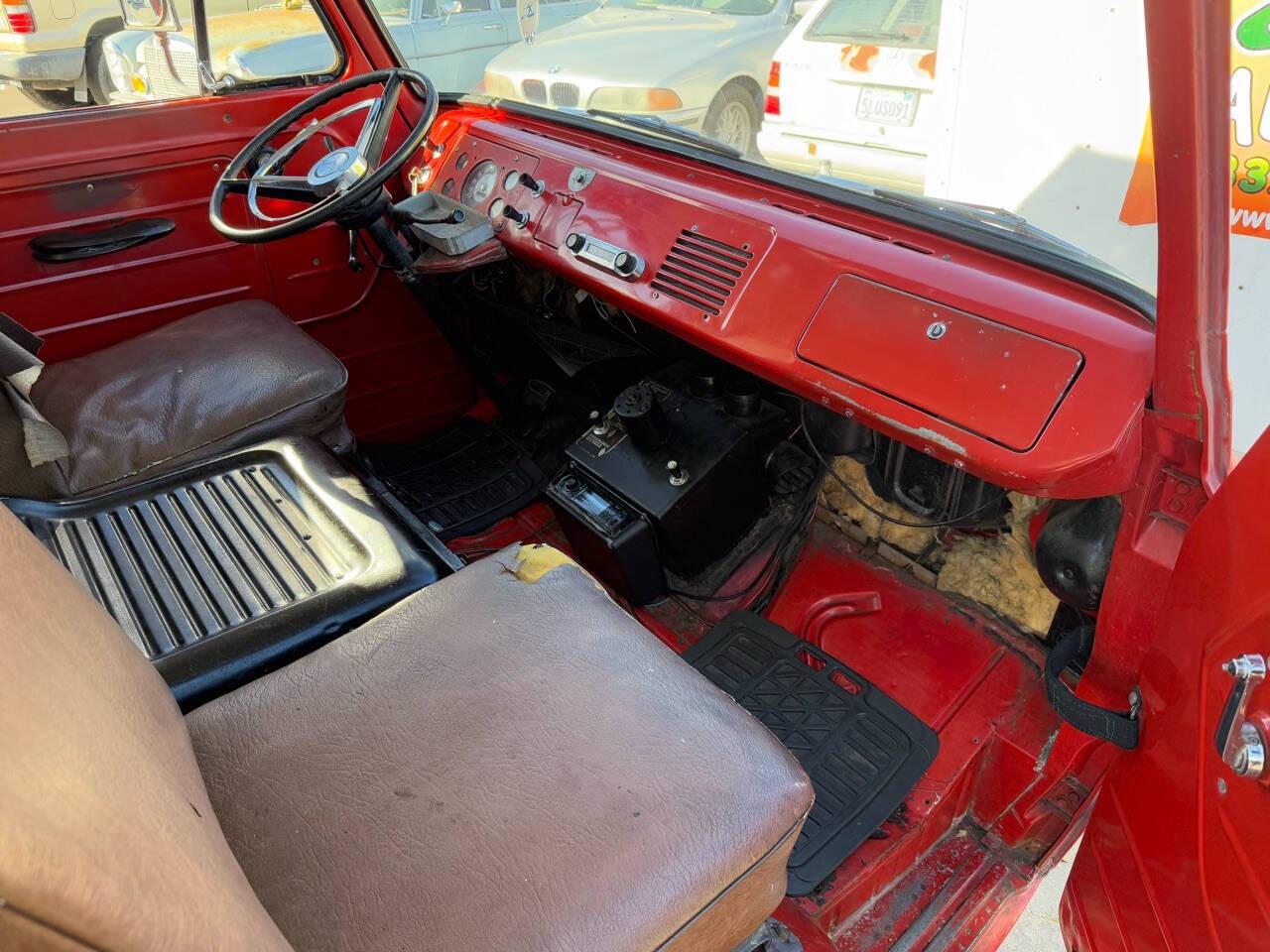 1962-ford-econoline-camper-for-sale-monterey-ca-30