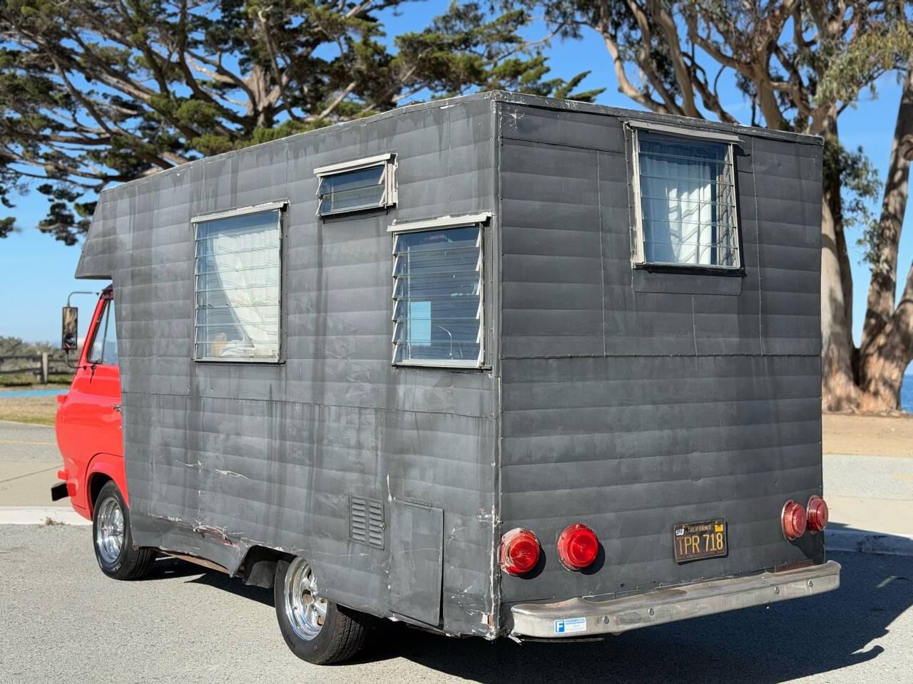 1962-ford-econoline-camper-for-sale-monterey-ca-37