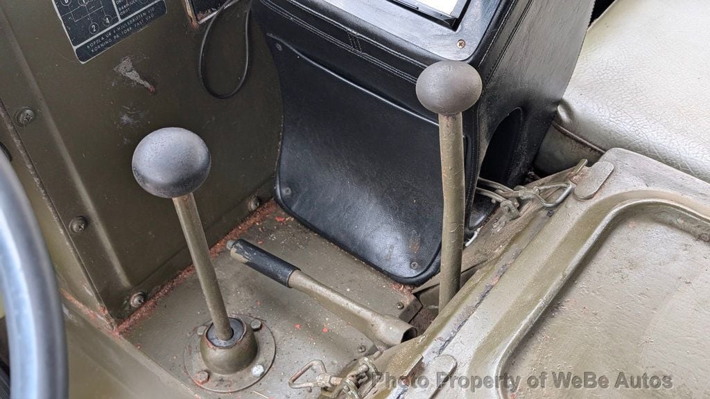 1963-volvo-military-vehicle-for-sale-27