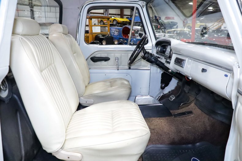 1965-ford-f100-custom-cab (19)