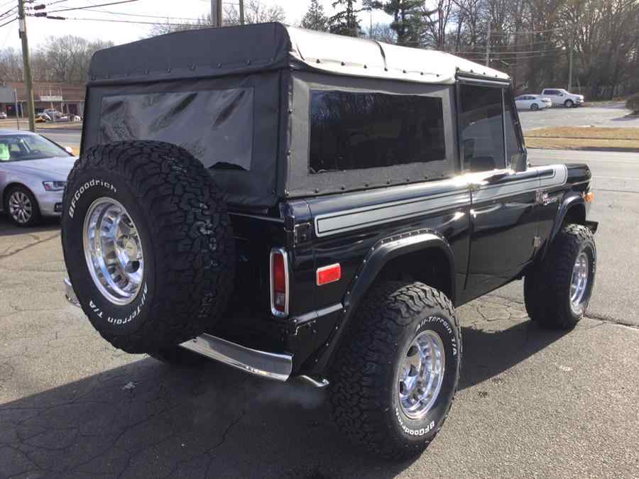 1974-Ford-Bronco-Plantsville-CT-for-sale-05