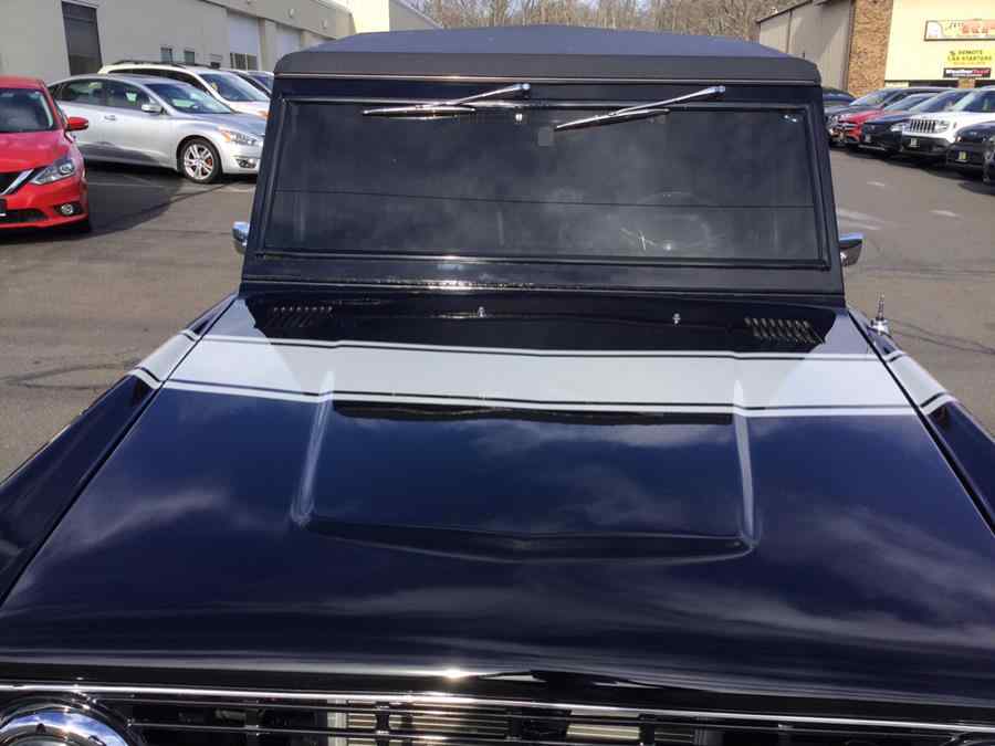 1974-Ford-Bronco-Plantsville-CT-for-sale-09