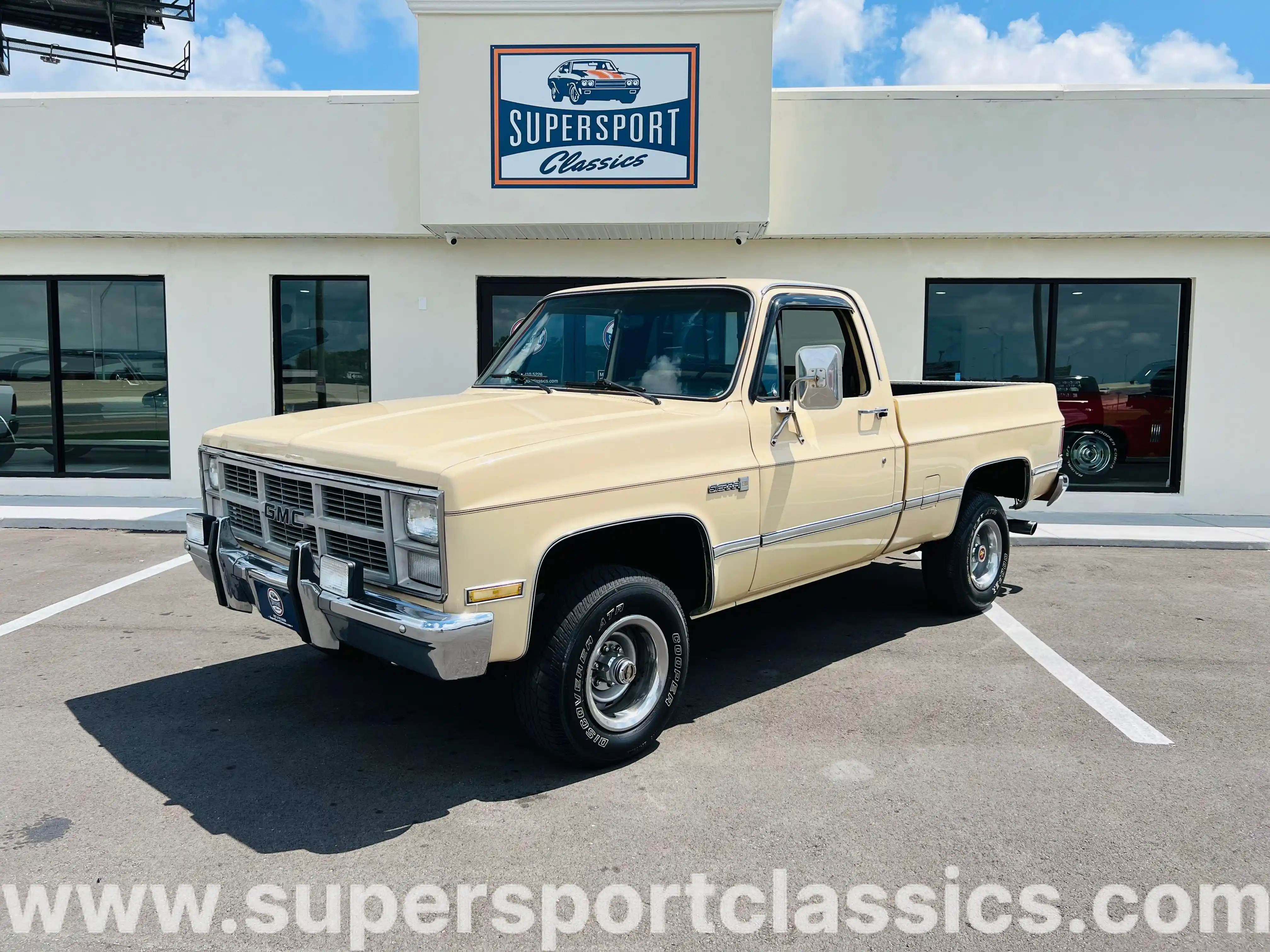 1984-gmc-k1500-sierra-pickup-truck-for-sale-01