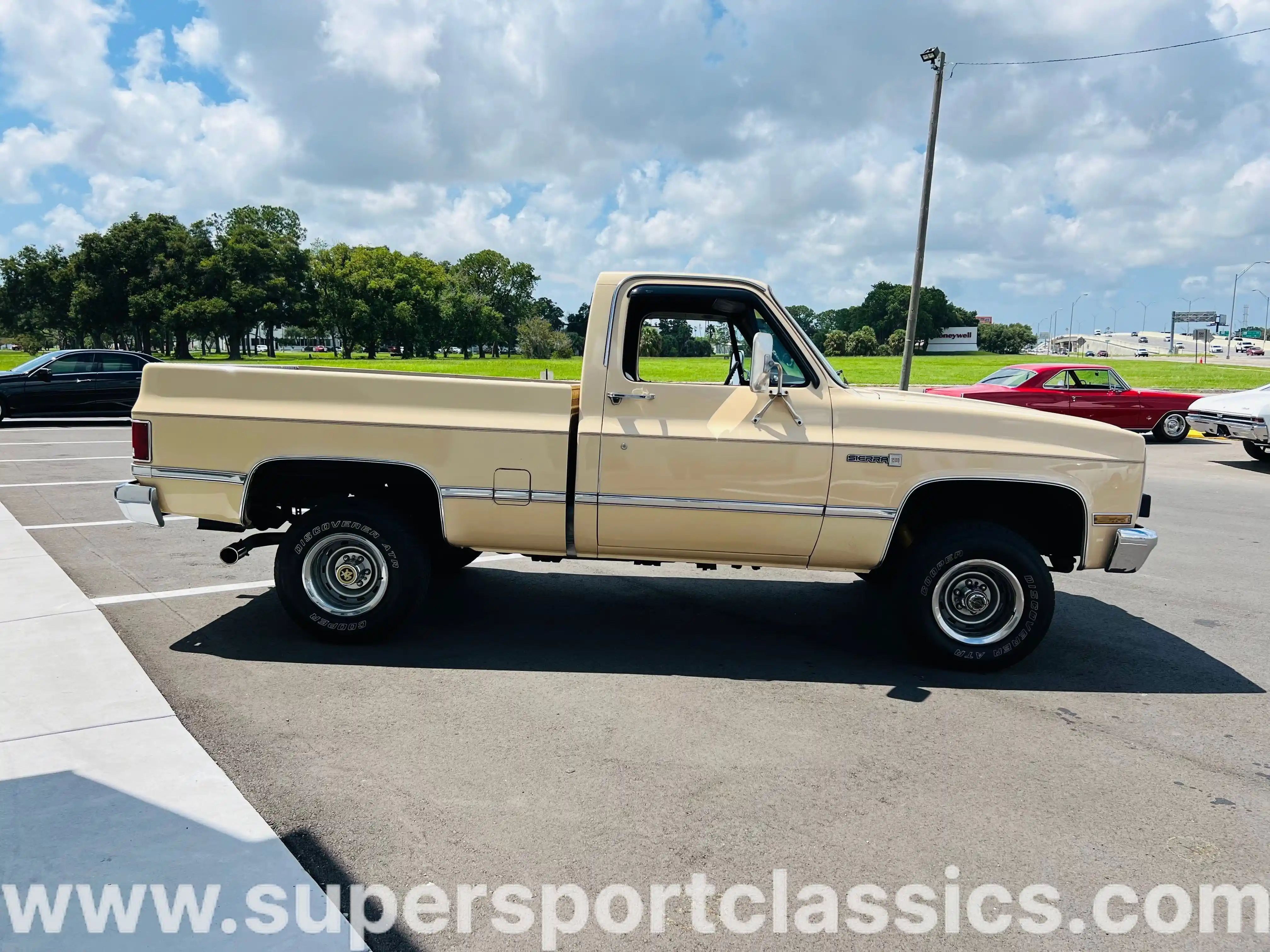 1984-gmc-k1500-sierra-pickup-truck-for-sale-05