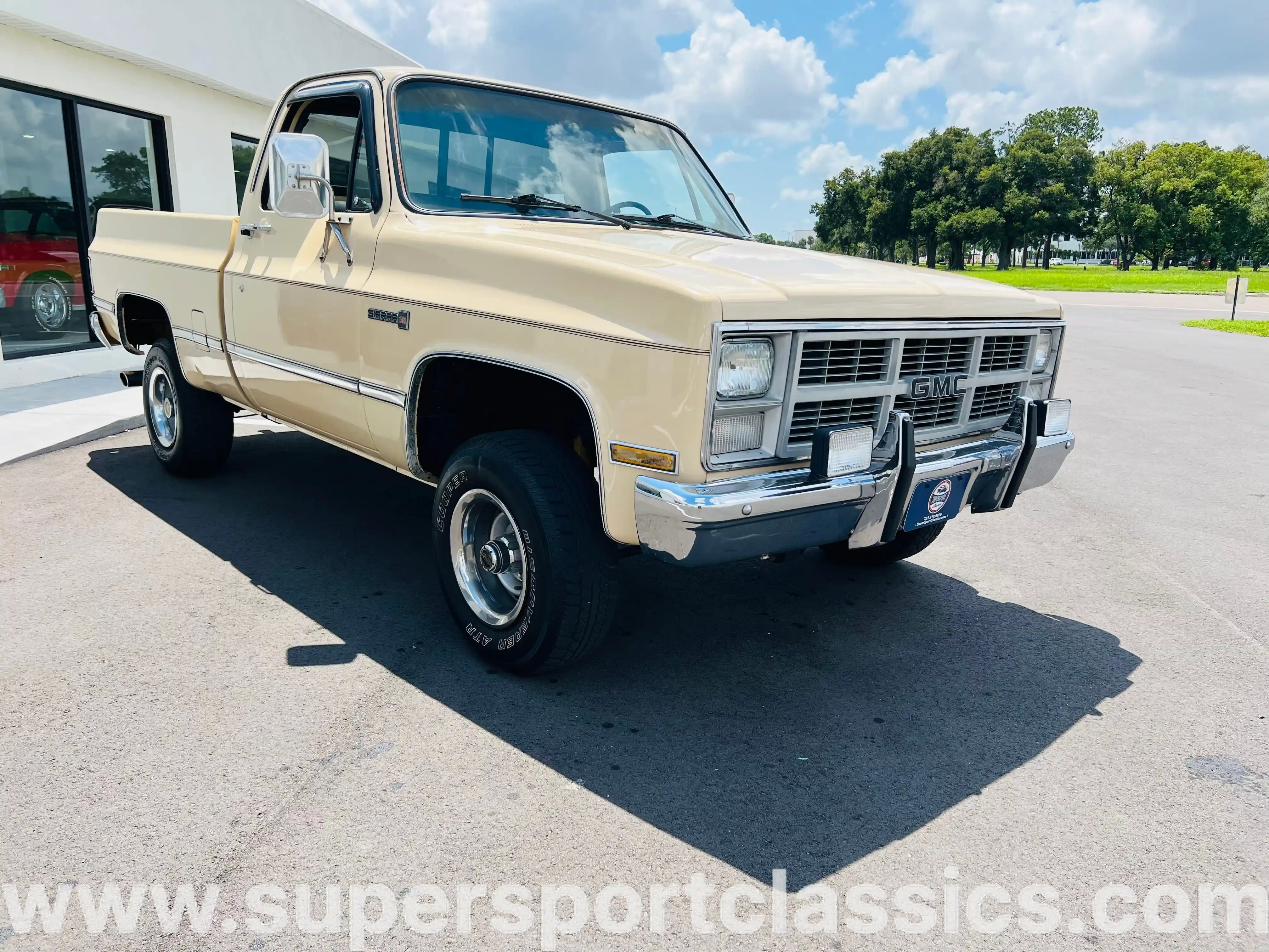 1984-gmc-k1500-sierra-pickup-truck-for-sale-06