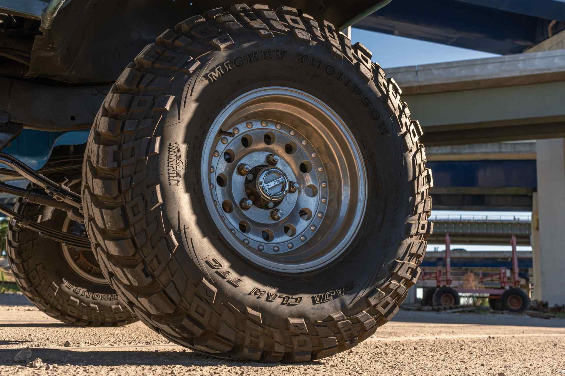 1984-jeep-cj-7-for-sale-bullet-motorsports-15