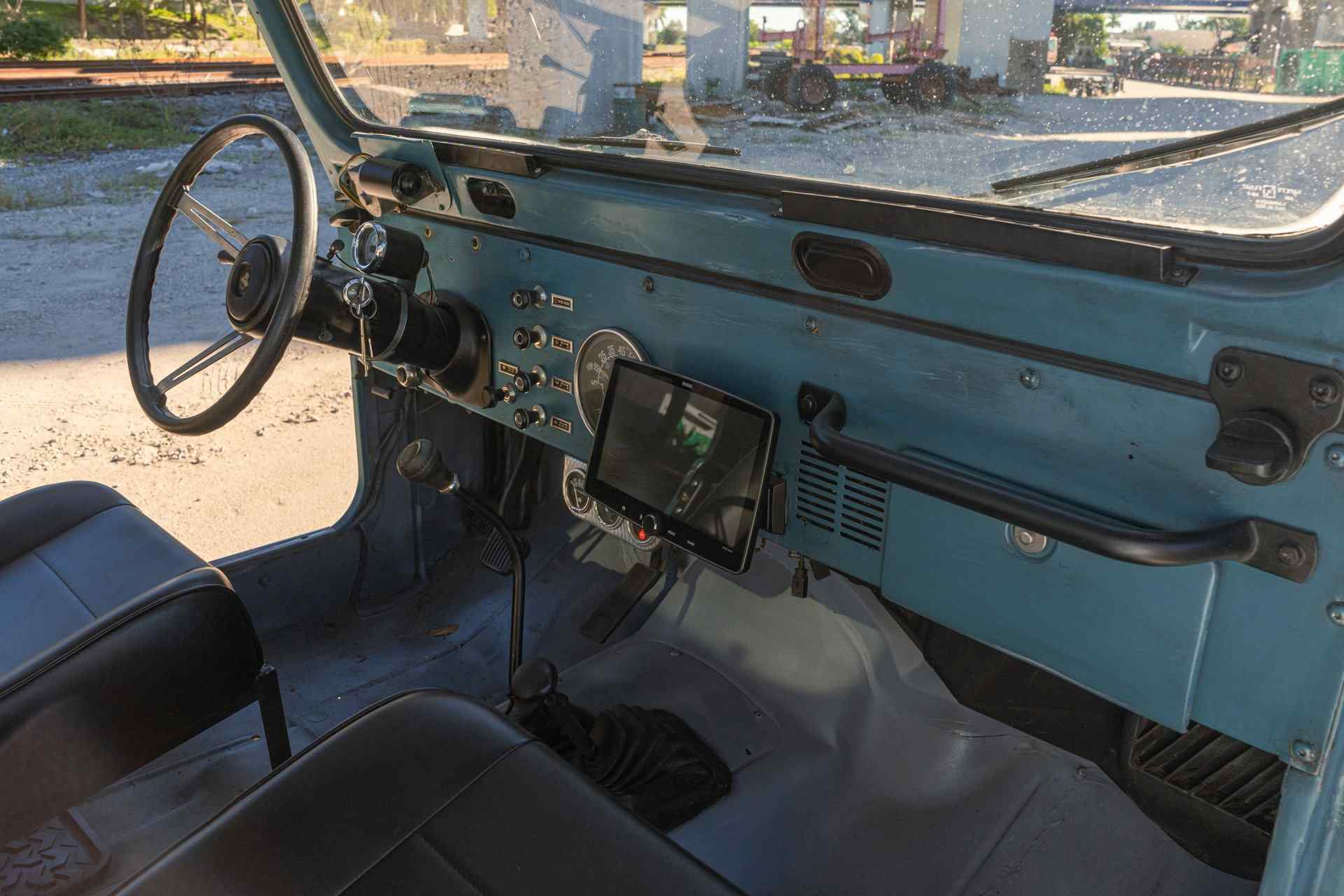 1984-jeep-cj-7-for-sale-bullet-motorsports-16