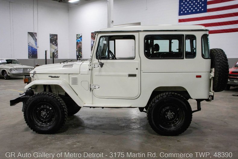 1984-toyota-land-cruiser-fj40