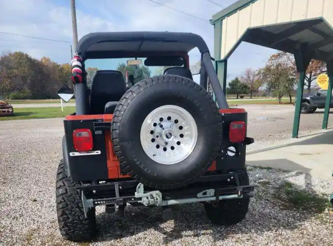 1985-jeep-cj7-nashville-illinois-07