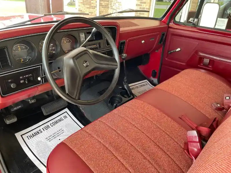 1987-Dodge-DW-Series-Pickup-2-dr-for-sale-in-Clarence-IA-11