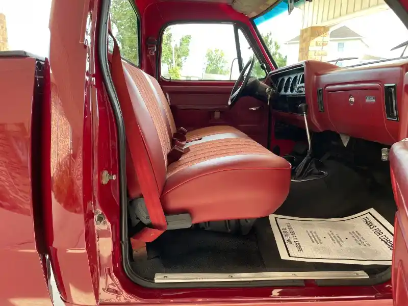 1987-Dodge-DW-Series-Pickup-2-dr-for-sale-in-Clarence-IA-13